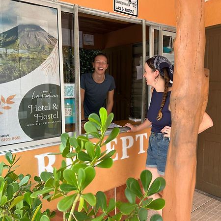 Alpha Arenal Hostel La Fortuna Exteriör bild