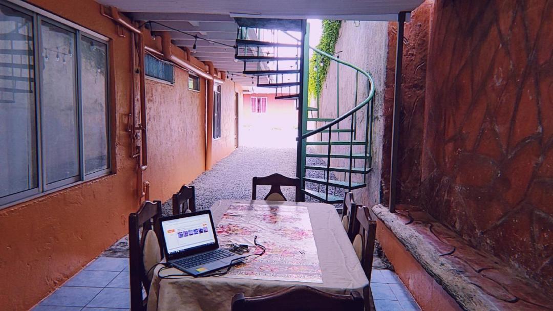 Alpha Arenal Hostel La Fortuna Exteriör bild