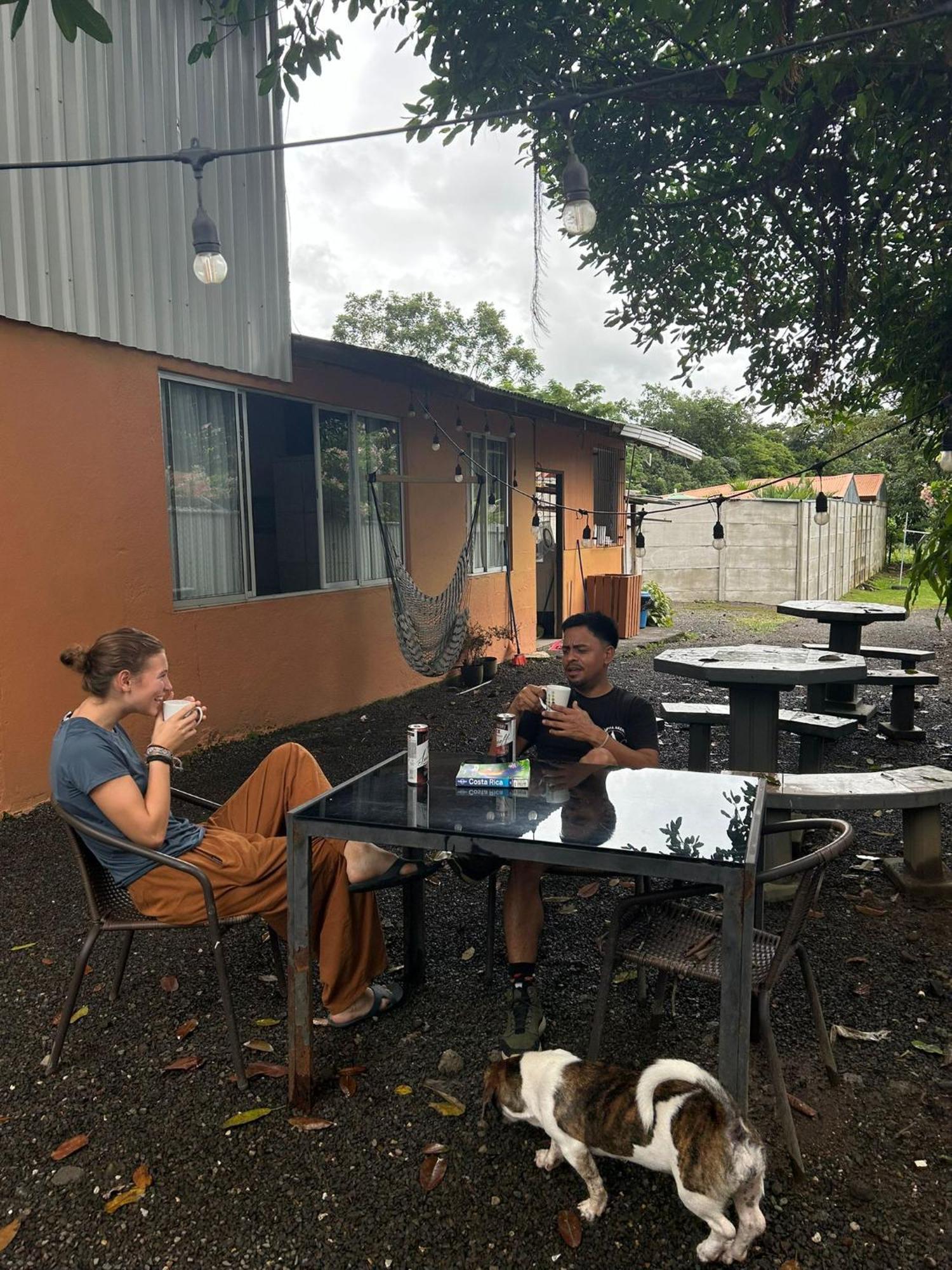 Alpha Arenal Hostel La Fortuna Exteriör bild