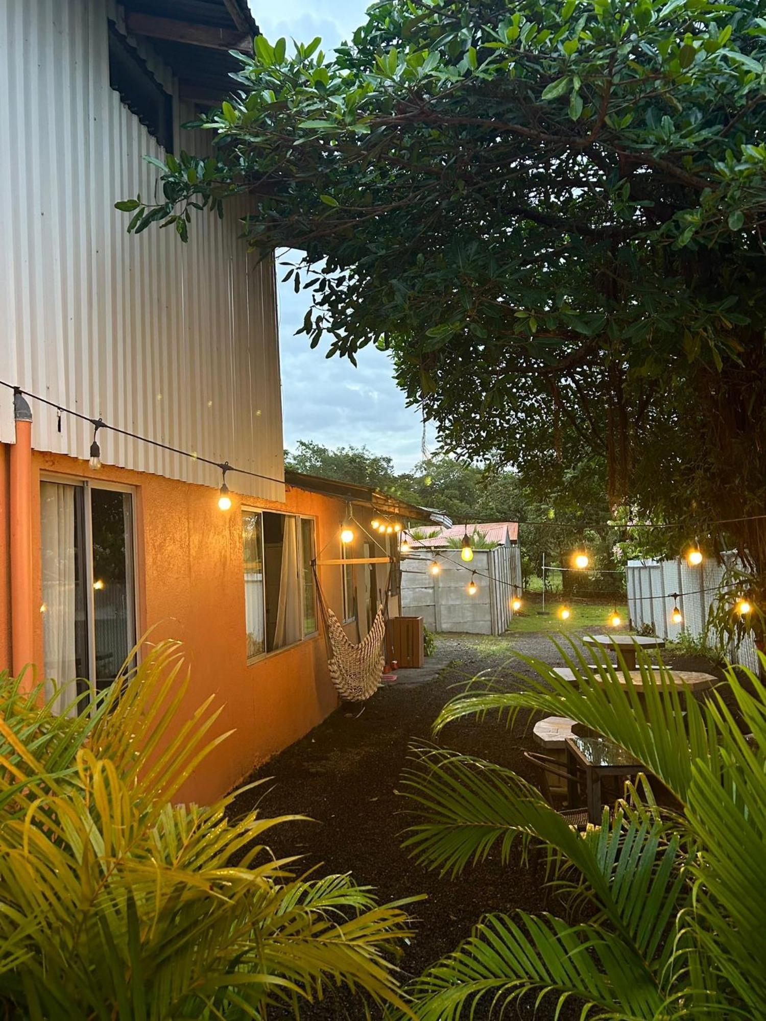 Alpha Arenal Hostel La Fortuna Exteriör bild